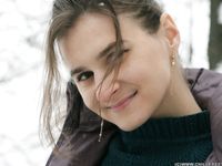 Feet - Alyona A - 2012-06-21 Cheerful barefoot girl