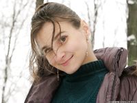 Feet - Alyona A - 2012-06-21 Cheerful barefoot girl