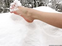 Feet - Alyona A - 2012-06-21 Cheerful barefoot girl