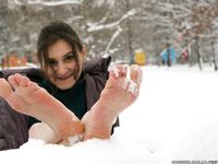 Feet - Alyona A - 2012-06-21 Cheerful barefoot girl