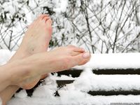 Feet - Alyona A - 2012-06-21 Cheerful barefoot girl