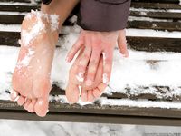 Feet - Alyona A - 2012-06-21 Cheerful barefoot girl