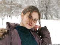 Feet - Alyona A - 2012-06-21 Cheerful barefoot girl