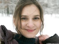 Feet - Alyona A - 2012-06-21 Cheerful barefoot girl