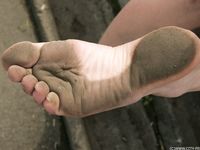 Feet - Alyona B - 2012-08-07 The first barefoot experience