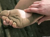 Feet - Alyona B - 2012-08-07 The first barefoot experience