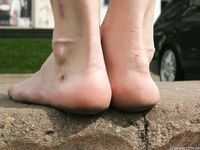 Feet - Alyona B - 2012-08-07 The first barefoot experience