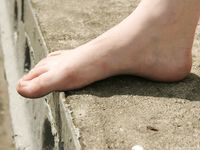 Feet - Alyona B - 2012-08-07 The first barefoot experience
