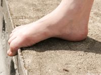 Feet - Alyona B - 2012-08-07 The first barefoot experience