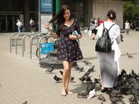 Feet - Alyona C - 2014-08-22 Barefoot relaxation