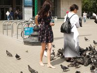 Feet - Alyona C - 2014-08-22 Barefoot relaxation