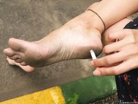Feet - Alyona C - 2014-08-22 Barefoot relaxation