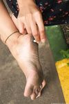 Feet - Alyona C - 2014-08-22 Barefoot relaxation