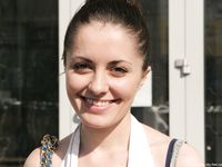 Feet - Anna A - 2011-01-02 Public barefoot walk