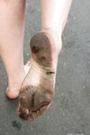 Feet - Anna A - 2011-01-02 Public barefoot walk