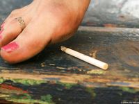 Feet - Anna A - 2011-01-02 Public barefoot walk