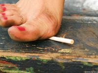 Feet - Anna A - 2011-01-02 Public barefoot walk