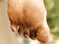 Feet - Anna A - 2011-01-02 Public barefoot walk