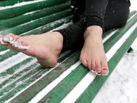 Feet - Anna B - 2011-04-28 Barefoot in snowstorm