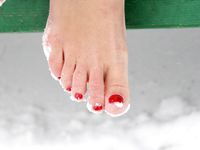 Feet - Anna B - 2011-04-28 Barefoot in snowstorm