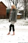 Feet - Anna D - 2011-12-24 The first snow