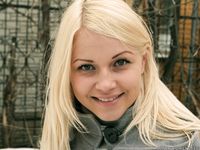 Feet - Anna D - 2011-12-24 The first snow