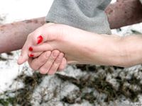 Feet - Anna D - 2011-12-24 The first snow