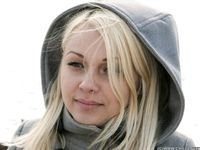 Feet - Anna D - 2011-12-24 The first snow