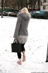 Feet - Anna D - 2011-12-24 The first snow