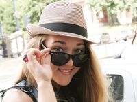 Feet - Anna F - 2012-10-06 High-arched beauty in hat