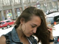 Feet - Anna F - 2012-10-06 High-arched beauty in hat