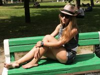 Feet - Anna F - 2012-10-06 High-arched beauty in hat