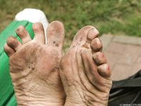 Feet - Anna F - 2012-10-06 High-arched beauty in hat