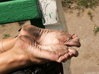 Feet - Anna F - 2012-10-06 High-arched beauty in hat