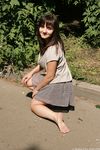 Feet - Anna G - 2012-11-11 Barefoot girl in a short skirt