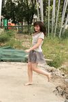 Feet - Anna G - 2012-11-11 Barefoot girl in a short skirt