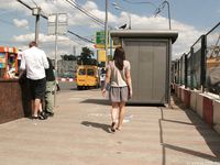 Feet - Anna G - 2012-11-11 Barefoot girl in a short skirt