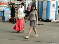 Feet - Anna G - 2012-11-11 Barefoot girl in a short skirt