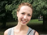 Feet - Anna H - 2013-04-12 Barefoot in a city streets