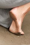 Feet - Anna H - 2013-04-12 Barefoot in a city streets