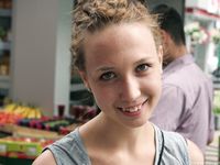 Feet - Anna H - 2013-04-12 Barefoot in a city streets