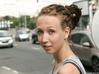 Feet - Anna H - 2013-04-12 Barefoot in a city streets