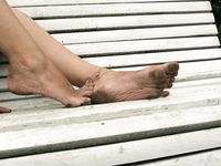 Feet - Anna H - 2013-04-12 Barefoot in a city streets