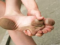 Feet - Anna I - 2013-06-22 Flexible feet and dirty soles