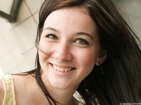 Feet - Anna I - 2013-06-22 Flexible feet and dirty soles