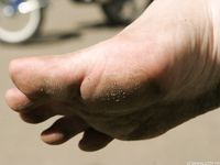 Feet - Anna I - 2013-06-22 Flexible feet and dirty soles