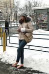 Feet - Anna J - 2016-02-13 In a winter street