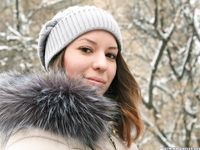 Feet - Anna J - 2016-02-13 In a winter street