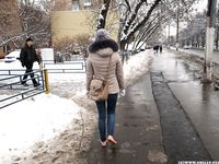 Feet - Anna J - 2016-02-13 In a winter street