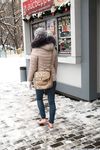 Feet - Anna J - 2016-02-13 In a winter street